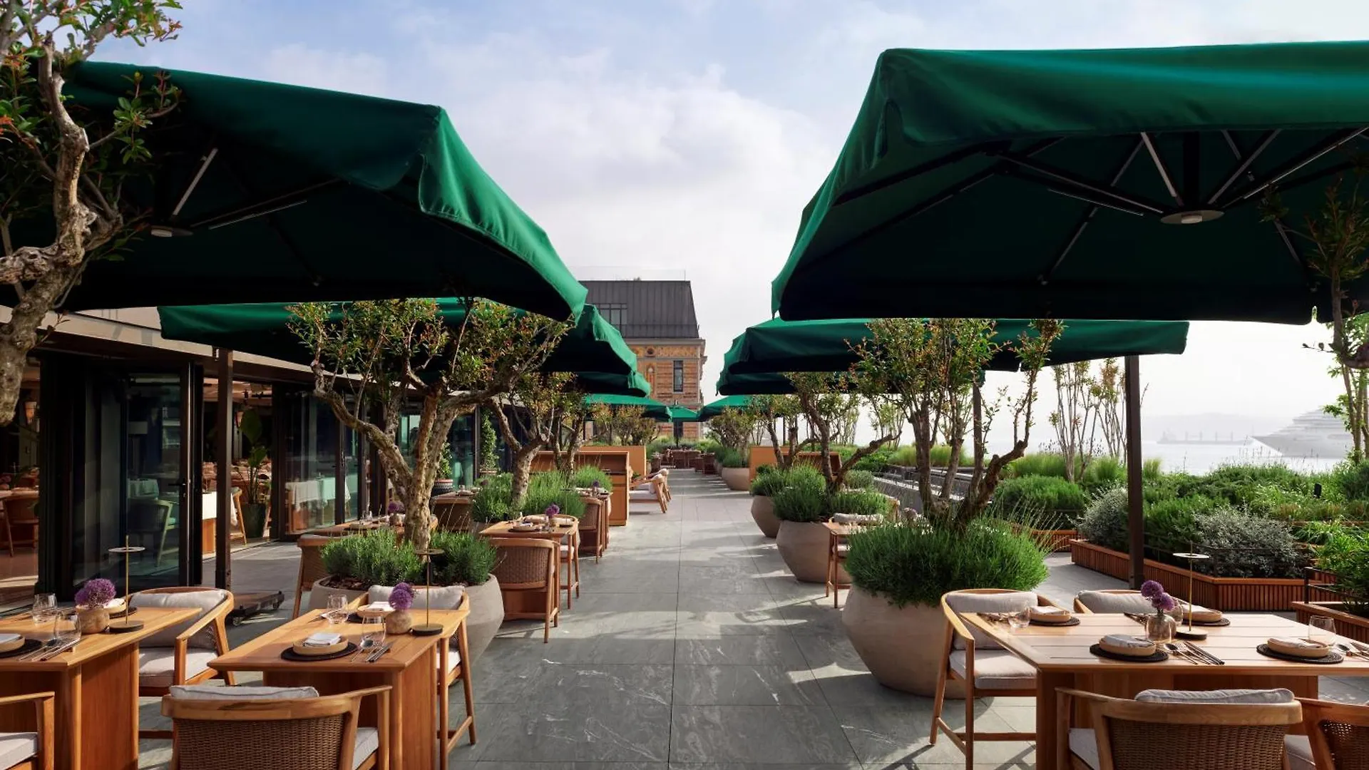 The Peninsula Istanbul Hotel