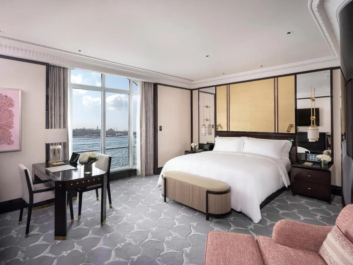 The Peninsula Istanbul Hotel 5*,